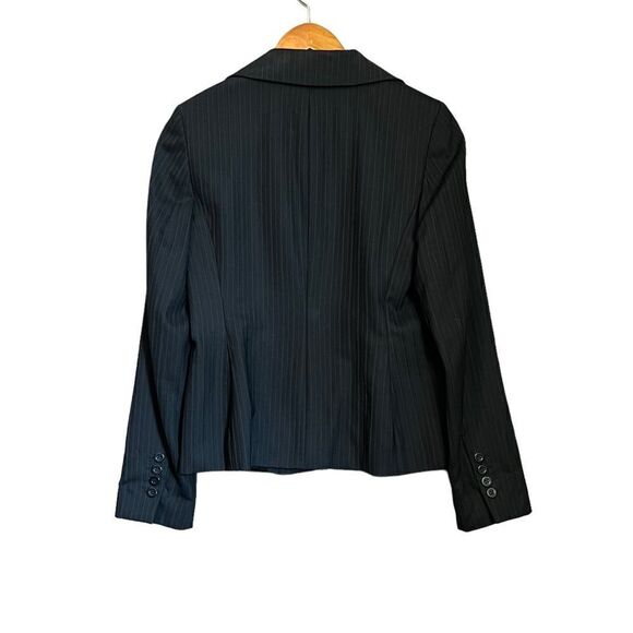 Loft black striped wool blend blazer. Size 0 - Picture 7 of 9